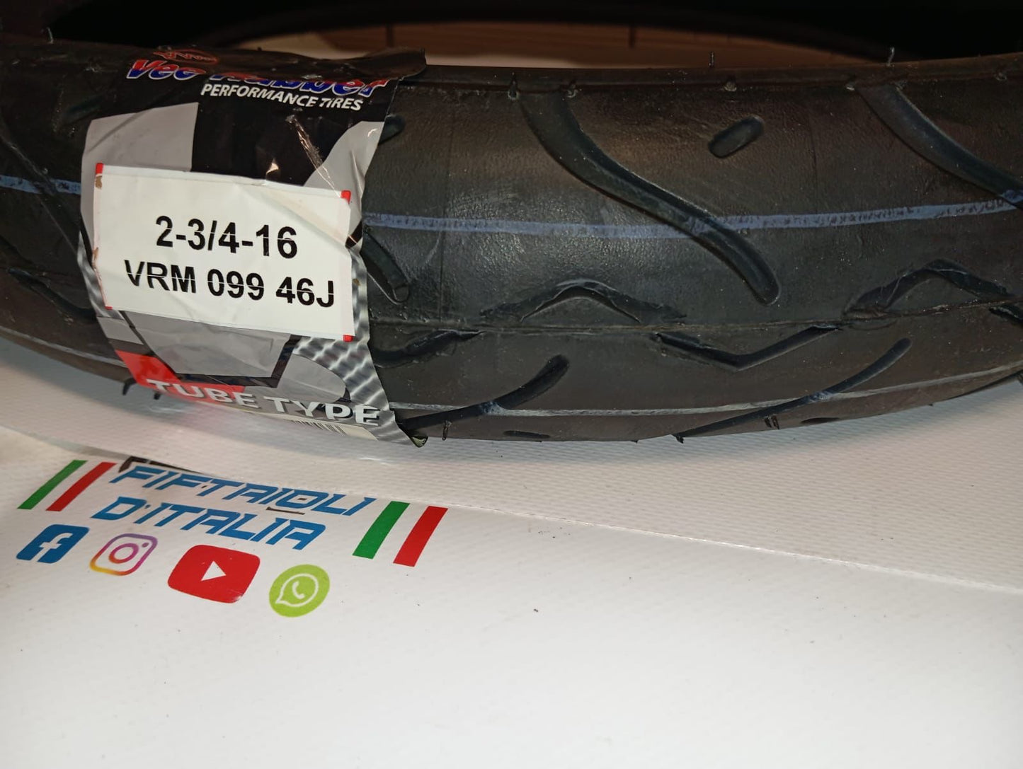 PNEUMATICO ANT. VEE RUBBER 2-3/4-16